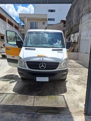MERCEDES-BENZ SPRINTER 2.2 415 CDI VAN 16 LUGARES TETO BAIXO 16V BI-TURBO DIESEL MANUAL